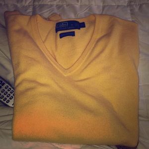Men’s 100% cashmere v-neck XL